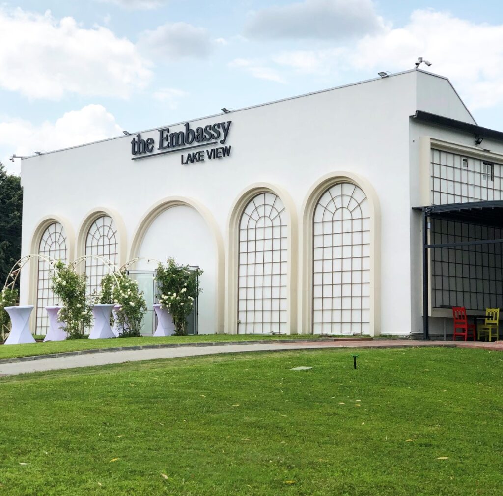 BAU|AG - Proiecte de amenajări interioare - Embassy Lakeview